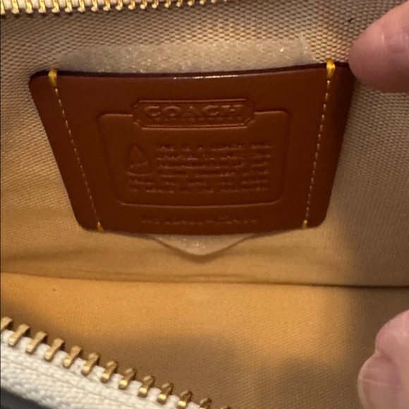 Coach Cherry Swinger Handbag New CZ492 - Picture 14 of 16